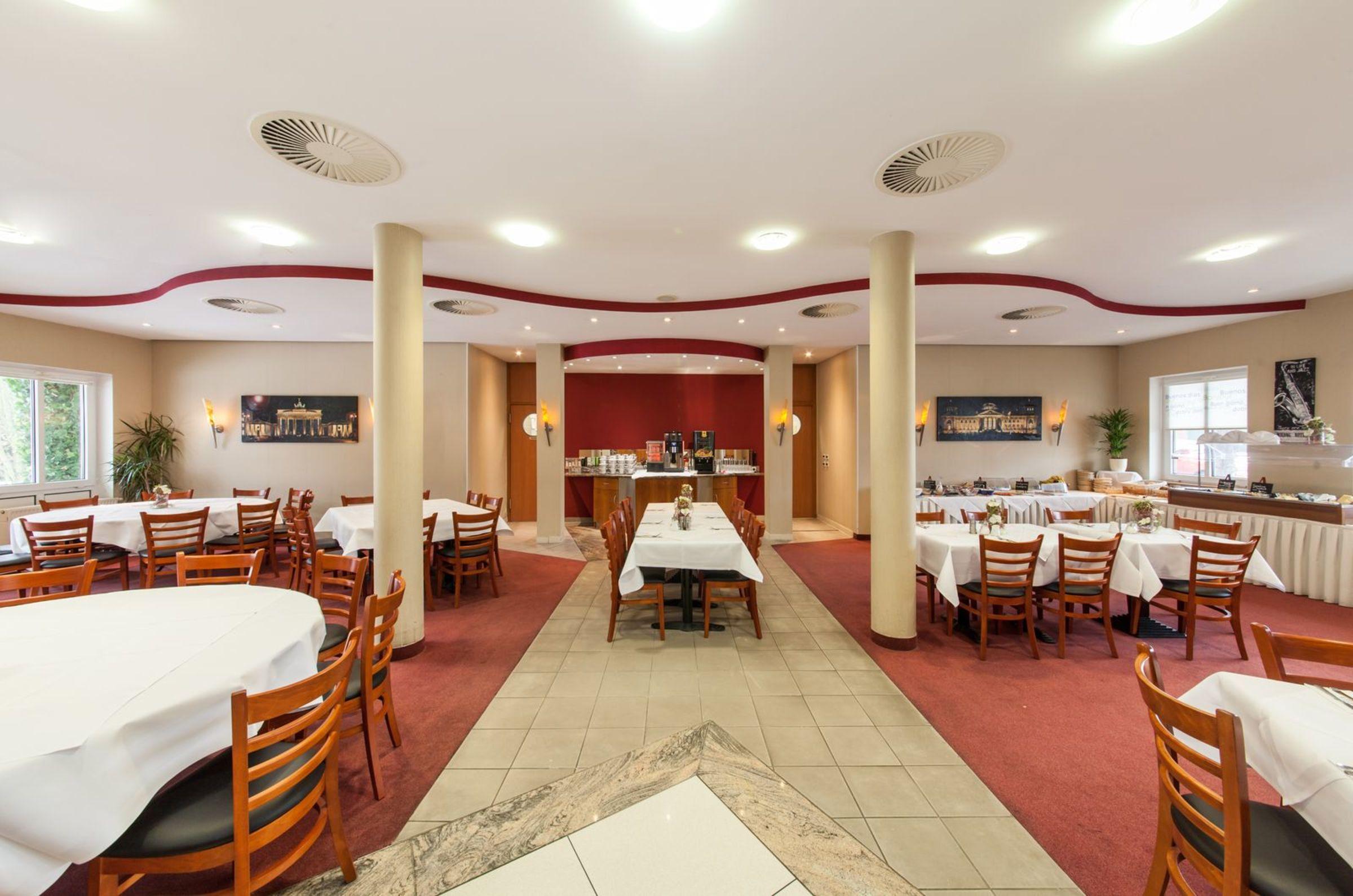 Garner Hotel Cottbus Sued By Ihg Eksteriør bilde