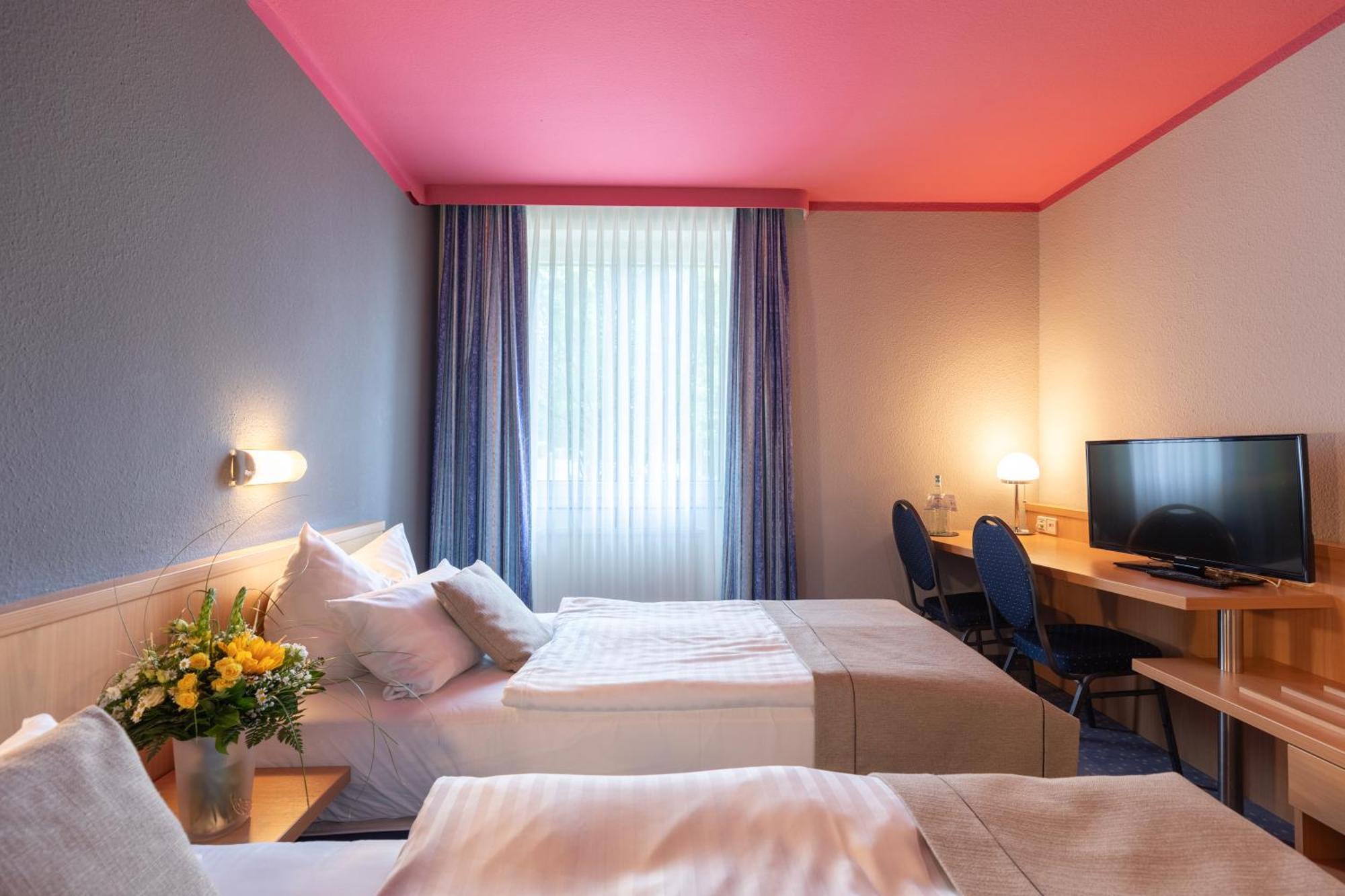 Garner Hotel Cottbus Sued By Ihg Eksteriør bilde